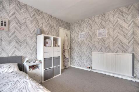 Bedroom 1a (1)
