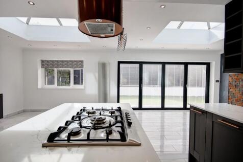 Kitchen Diner 1