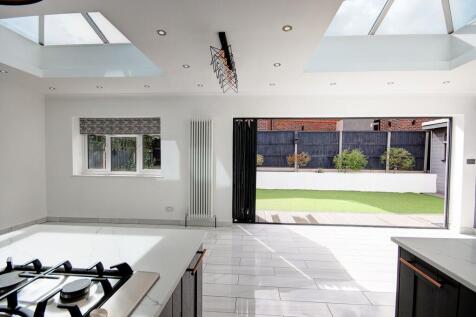 Kitchen Diner 4