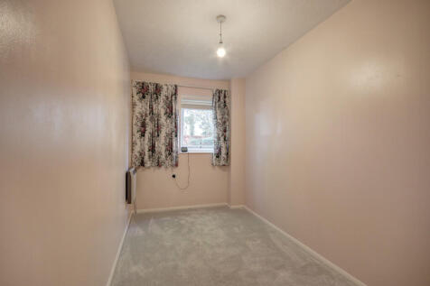 Bedroom 2 (7)