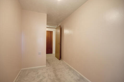 Bedroom 2a (1)