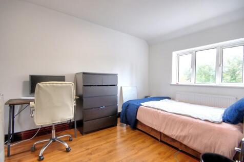 Bedroom 2 (8)