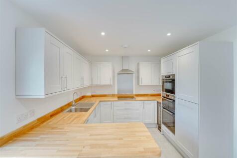 Oaklands ,Vicarage lane-47.jpg