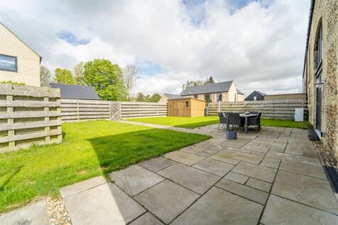 3 Hill Farm View, Newmarket-9.jpg