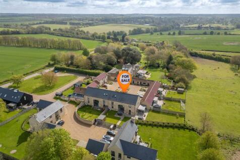 3 Hill Farm View, Newmarket-43.jpg