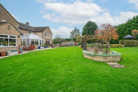 Hazel Stub House, Burton End, Haverhill-16.jpg