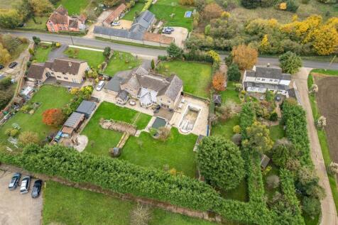 Hazel Stub House, Burton End, Haverhill-5.jpg