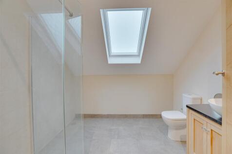 16 Trinity Dr-16 Trinity Dr, Newmarket--28.jpg