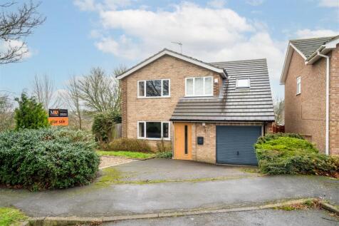 16 Trinity Dr-16 Trinity Dr, Newmarket--9.jpg