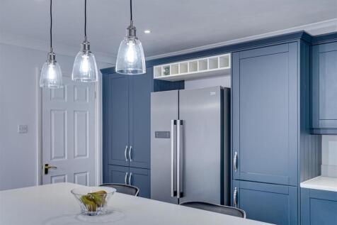 3 Ditton Cl, Newmarket--18.jpg
