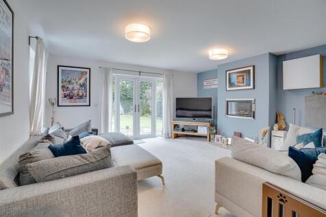 18 St Albans, Fordham Rd, Newmarket--18.jpg