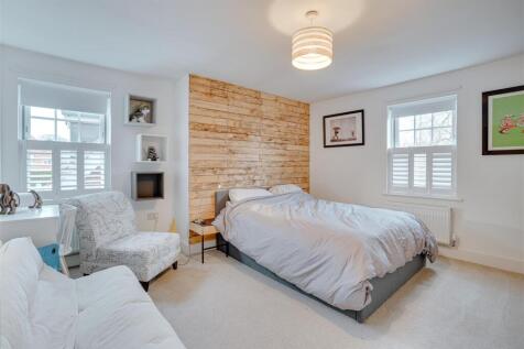 18 St Albans, Fordham Rd, Newmarket--13.jpg