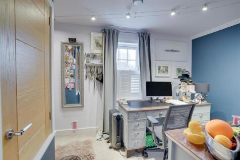 18 St Albans, Fordham Rd, Newmarket--10.jpg