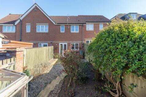 12 Heasman Cl, Newmarket-.jpg