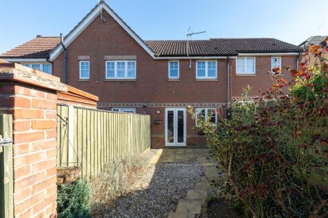 12 Heasman Cl, Newmarket-02636.jpg