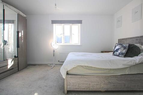 IMG_8580bed.jpg