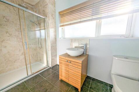 Ensuite.jpg