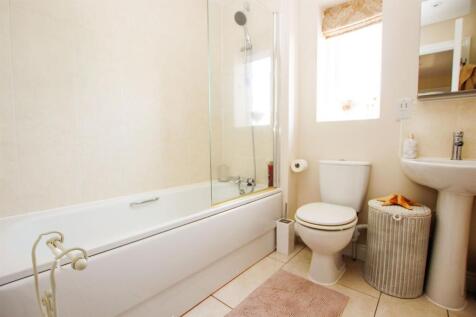 IMG_7546 BATH.jpg