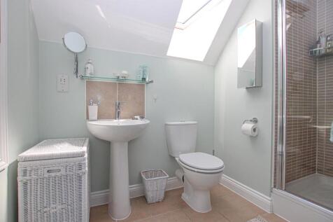 IMG_7555 EN SUITE.jpg