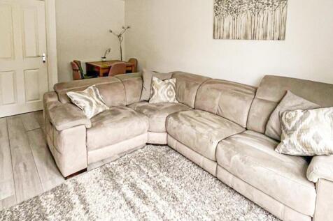 Lounge-4-1152x1536.jpg