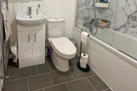 Bathroom-12-1152x1536.jpg