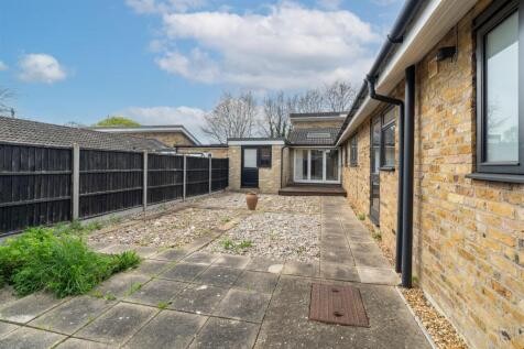 3 Beechwood Ave, Bottisham,--3.jpg