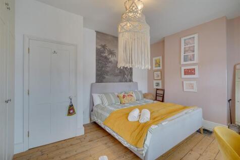 59 Lisburn Rd, Newmarket --14.jpg