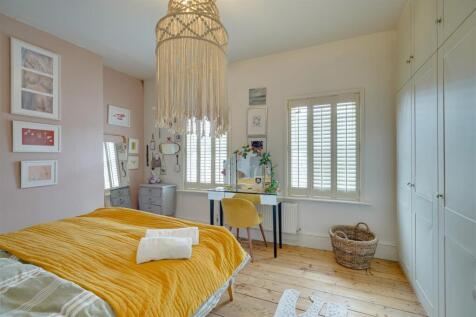 59 Lisburn Rd, Newmarket --13.jpg