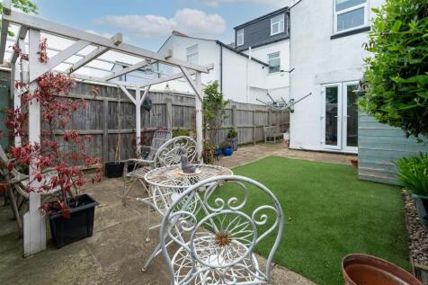 59 Lisburn Rd, Newmarket --21.jpg