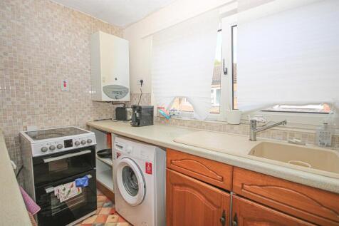 Kitchen 1.jpg