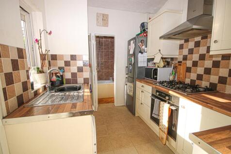 Kitchen 4.jpg