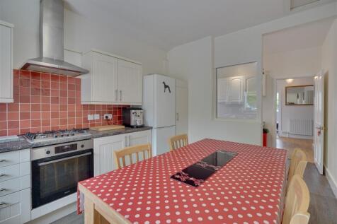 17 New Cheveley Rd, Newmarket --17.jpg