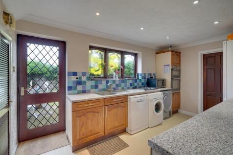 4 Spring Ln, Bottisham,-(1).jpg