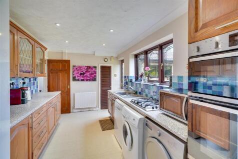 4 Spring Ln, Bottisham,--3(1).jpg