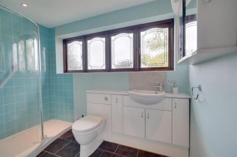 4 Spring Ln, Bottisham,--13(1).jpg