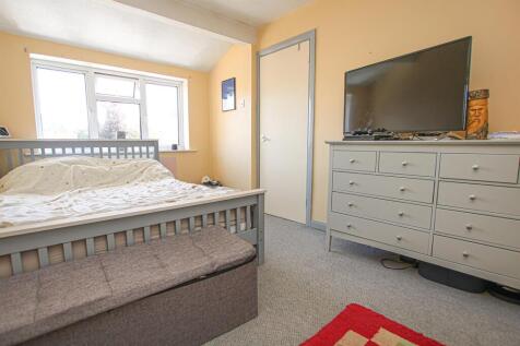 IMG_3674bed.jpg