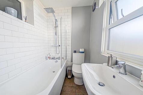 Bath 1.jpg