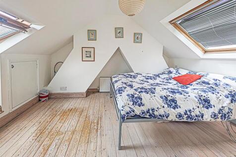 Bed 3 3.jpg