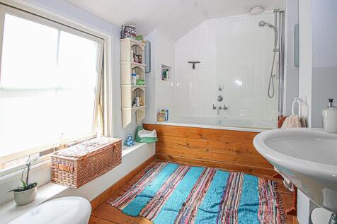 Bath2.jpg