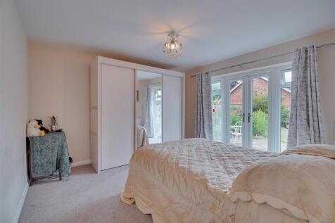 12 Wyndham Way, Newmarket --21.jpg