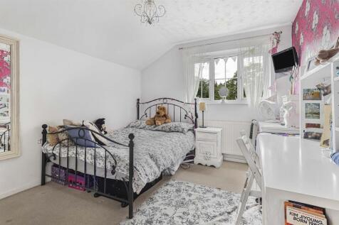 Bedroom 2.jpg