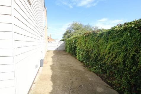 IMG_2261driveway.jpg