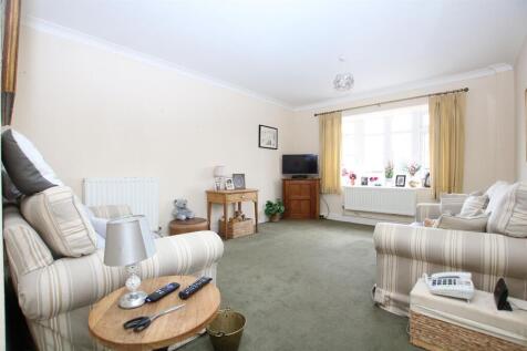 Living Room 2.jpg