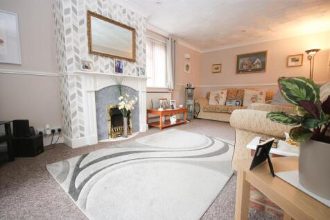 Living Room.jpg