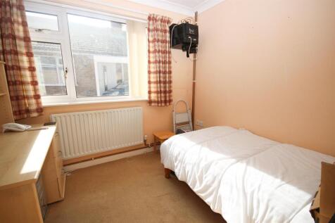 Bedroom 3.jpg