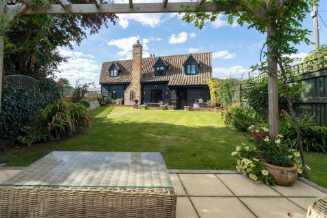 8 Isleham rd, Fordham-08136.jpg