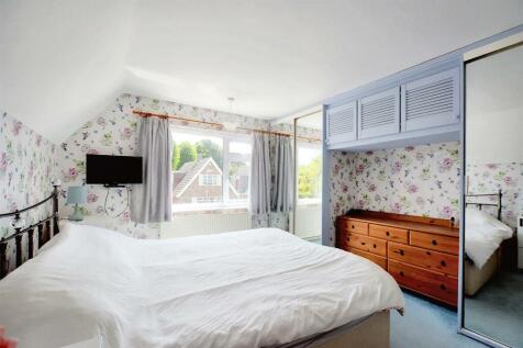 Bedroom 1_1.jpeg