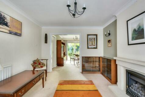 Living Room_2.jpeg