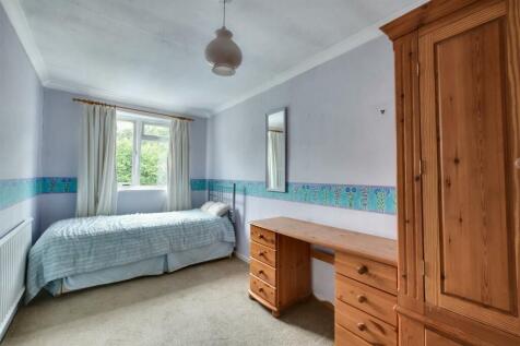 Bedroom 4.jpeg