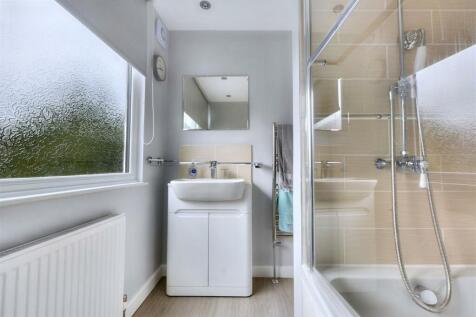 Shower Room_1.jpeg